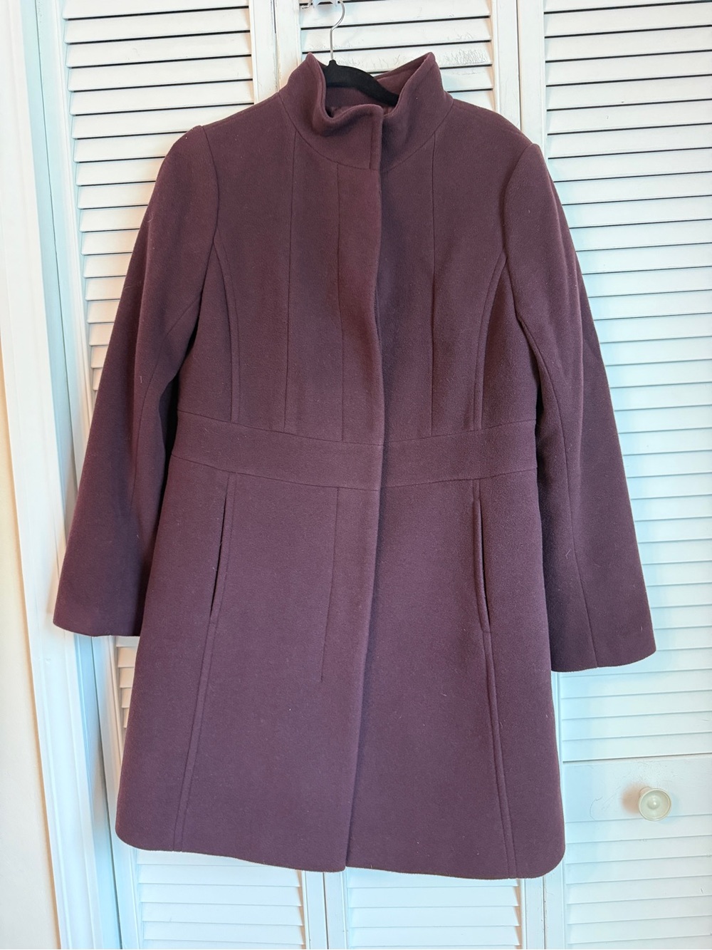 Talbots Coat Womens Size 10 Wool Blend Stadium Plum High Neck Classic Minimalist